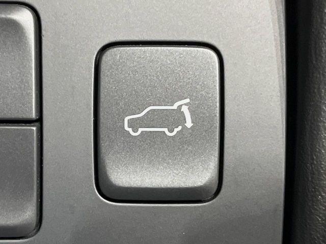 MAZDA CX-8 2023 Image 31