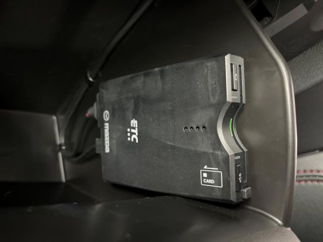 MAZDA CX-8 2023 Image 31