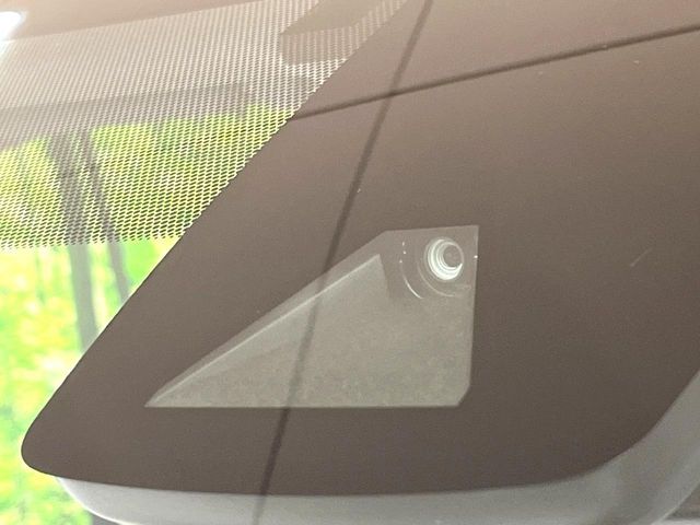 TOYOTA PRIUS 2019 Image 31