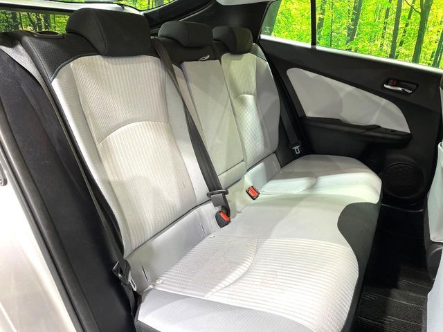 TOYOTA PRIUS 2019 Image 31