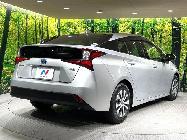 TOYOTA PRIUS 2019 Image 31