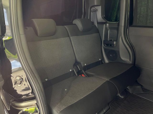 HONDA N BOX CUSTOM 2024 Image 31