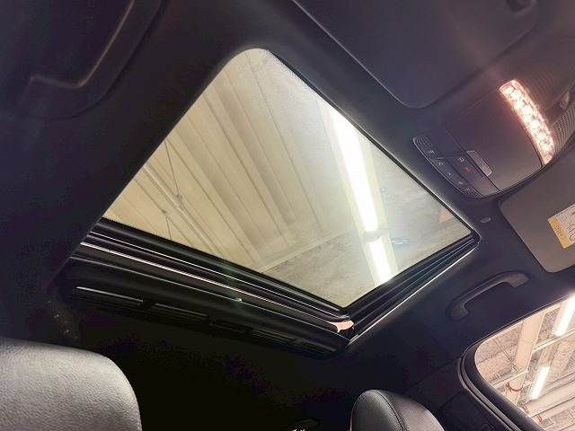 MERCEDES BENZ GLC CL 2020 Image 31