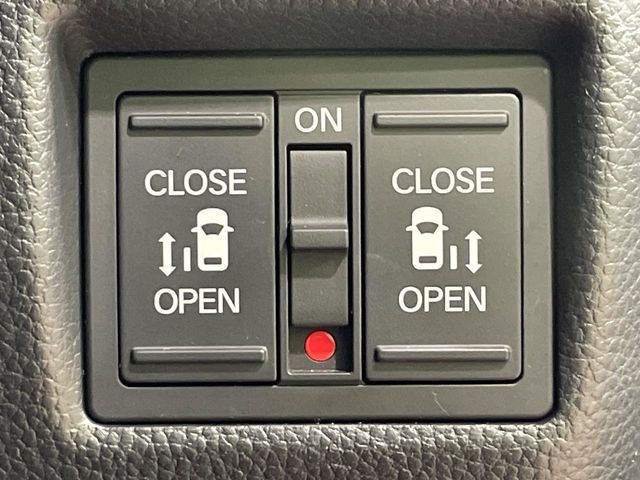 HONDA N BOX CUSTOM 2022 Image 31