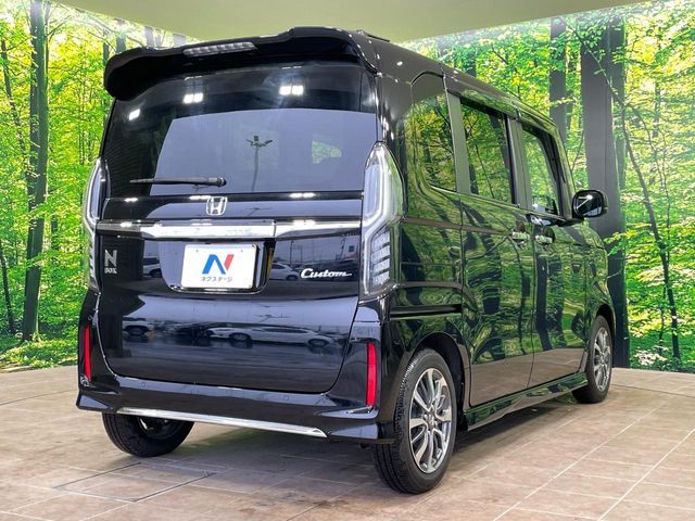 HONDA N BOX CUSTOM 2022 Image 31