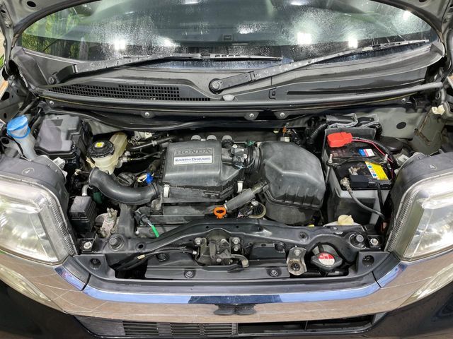 HONDA N BOX CUSTOM 2014 Image 31