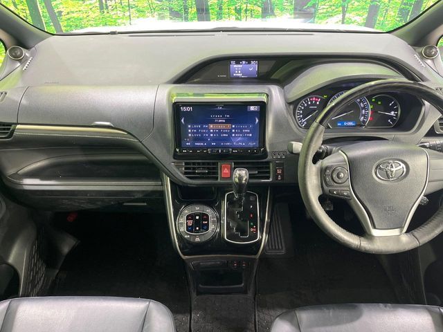 TOYOTA ESQUIRE 2016 Image 31