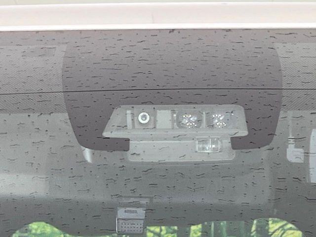 TOYOTA ESQUIRE 2016 Image 31