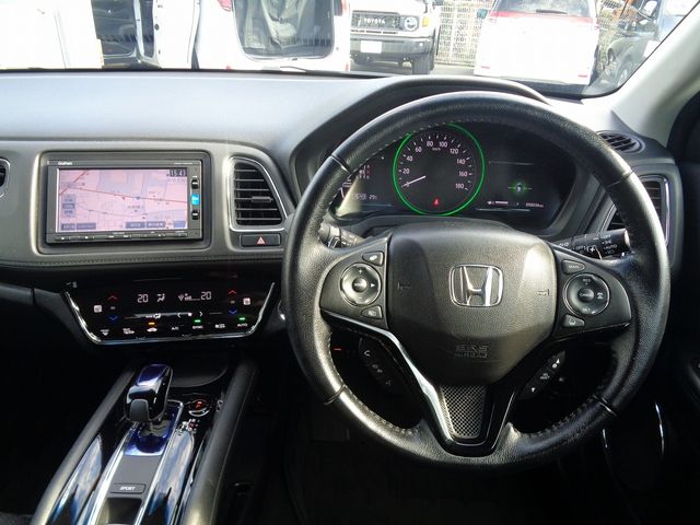 HONDA VEZEL HYBRID 4WD 2016 Image 31