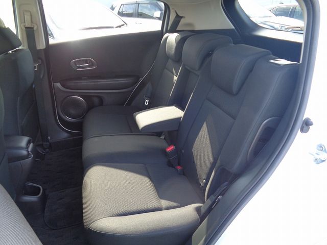 HONDA VEZEL HYBRID 4WD 2016 Image 31