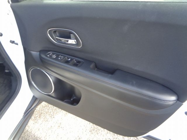 HONDA VEZEL HYBRID 4WD 2016 Image 31