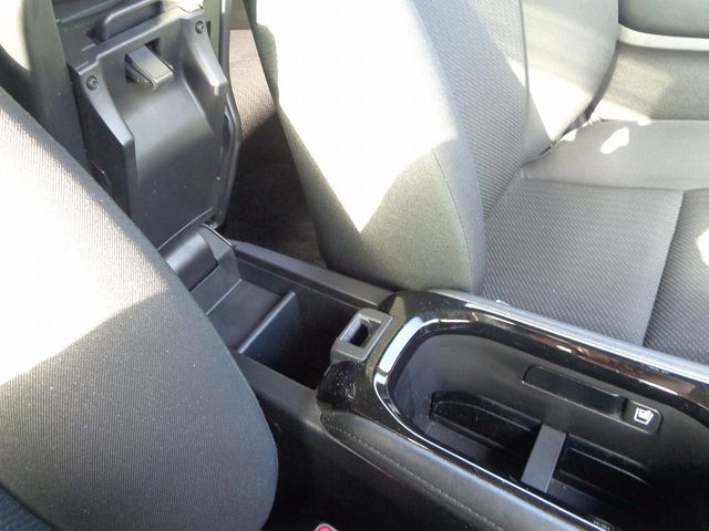 HONDA VEZEL HYBRID 4WD 2016 Image 31