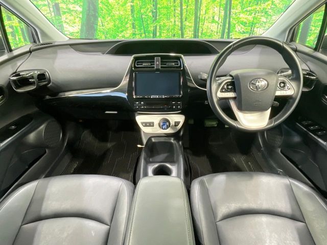 TOYOTA PRIUS 2017 Image 31