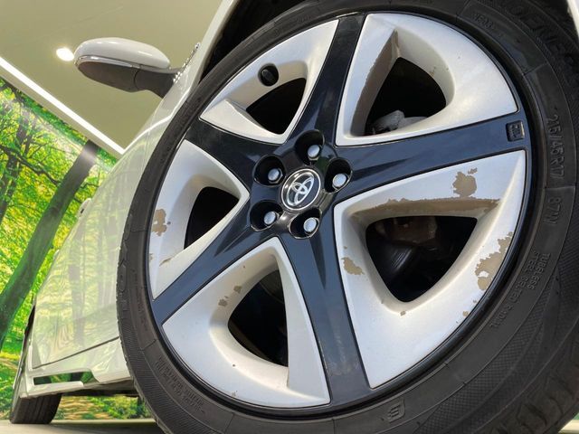 TOYOTA PRIUS 2017 Image 31