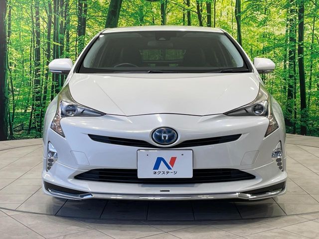 TOYOTA PRIUS 2017 Image 31