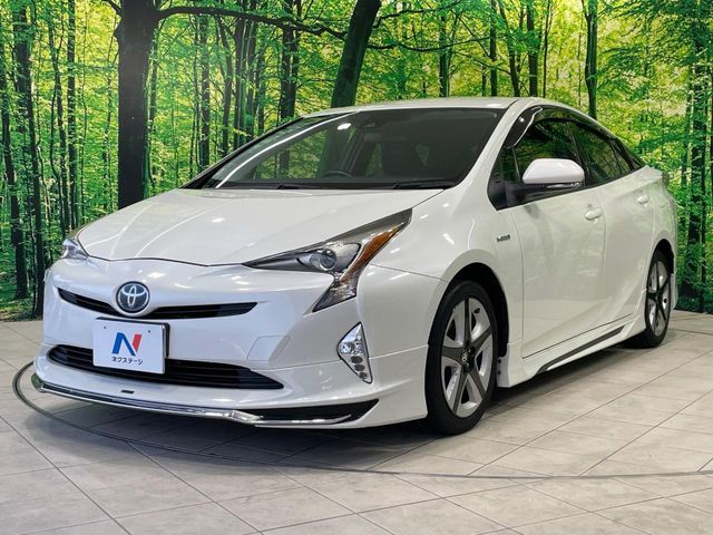 TOYOTA PRIUS 2017 Image 31