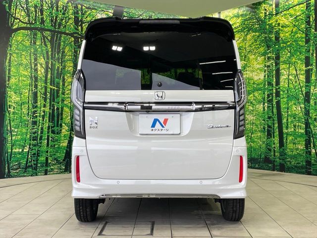 HONDA N BOX CUSTOM 2021 Image 31