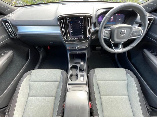 VOLVO XC40 2023 Image 31