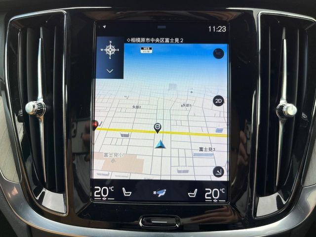 VOLVO V60 2019 Image 31
