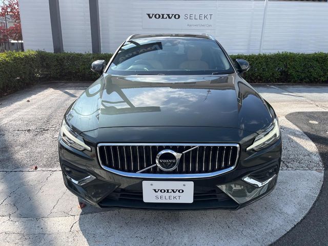 VOLVO V60 2019 Image 31