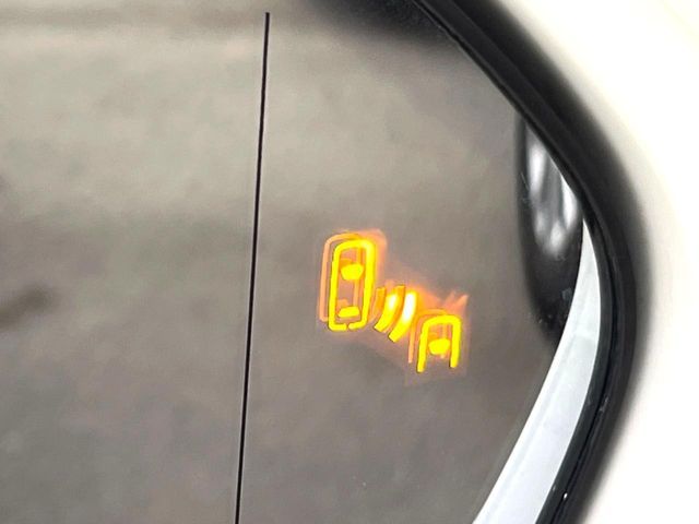 TOYOTA CROWN SEDAN HYBRID 2018 Image 31