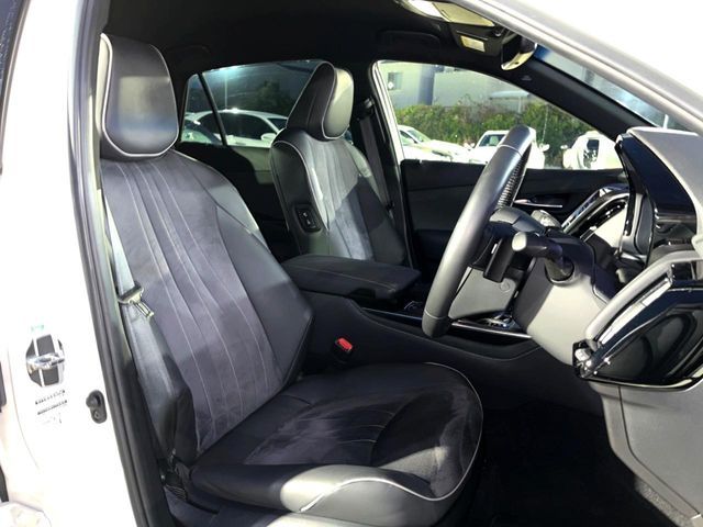 TOYOTA CROWN SEDAN HYBRID 2018 Image 31