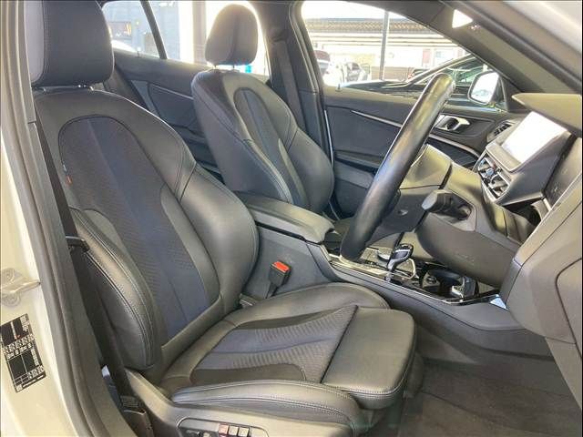 BMW 1SERIES 2021 Image 31