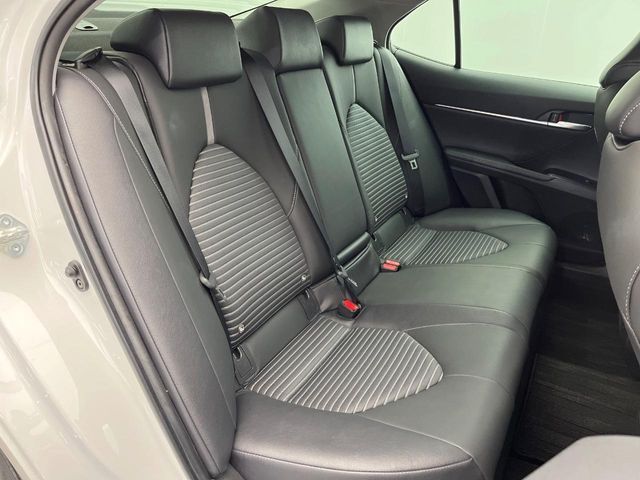 TOYOTA CAMRY HYBRID 2019 Image 31