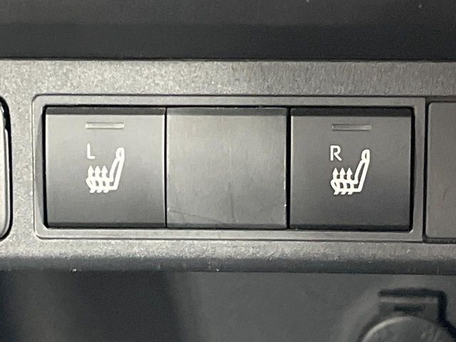 TOYOTA YARIS CROSS HYBRID 2025 Image 31