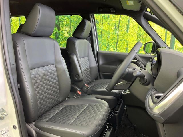 TOYOTA VOXY 4WD 2025 Image 31