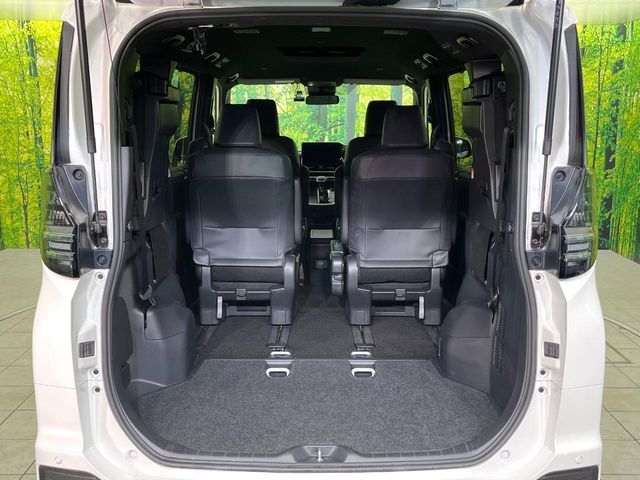 TOYOTA VOXY 4WD 2025 Image 31