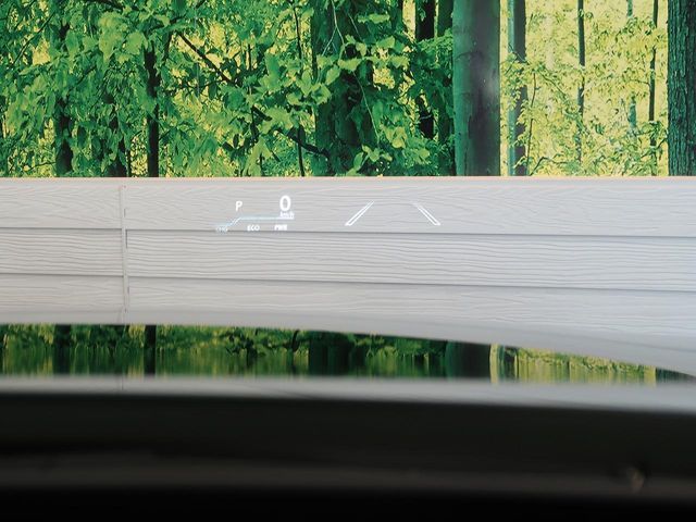 TOYOTA LEXUS LS500H 2018 Image 31