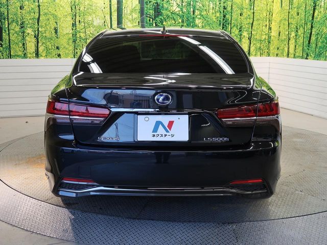 TOYOTA LEXUS LS500H 2018 Image 31