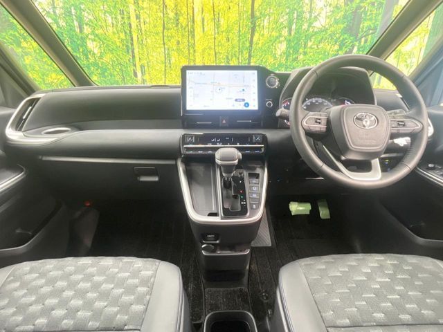 TOYOTA VOXY 2023 Image 31