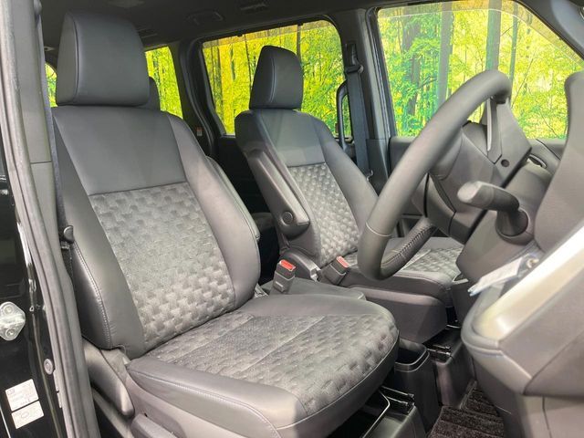 TOYOTA VOXY 2023 Image 31