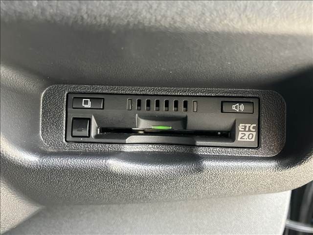 TOYOTA HIACE VAN 2WD 2021 Image 31