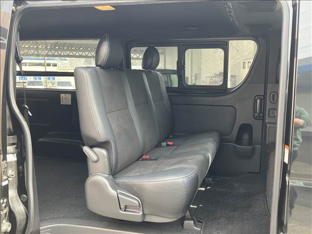 TOYOTA HIACE VAN 2WD 2021 Image 31