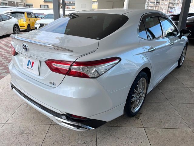 TOYOTA CAMRY HYBRID 2017 Image 31