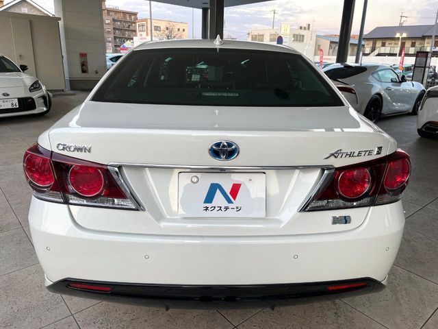 TOYOTA CROWN SEDAN HYBRID 2017 Image 31