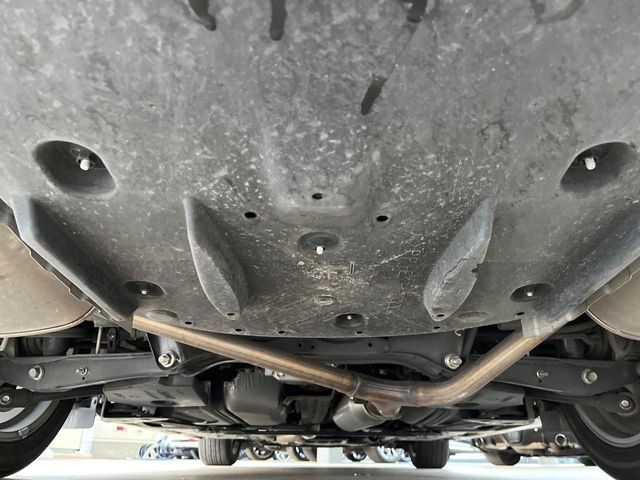 TOYOTA CROWN SEDAN HYBRID 2017 Image 31