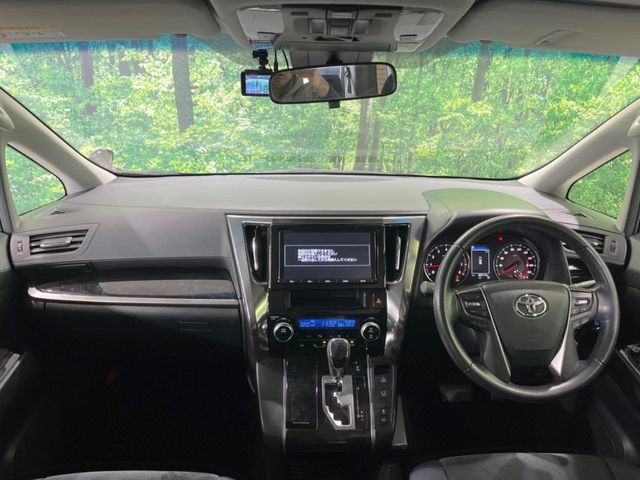 TOYOTA VELLFIRE 2018 Image 31