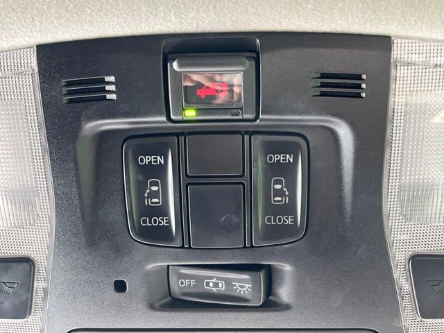 TOYOTA VELLFIRE 2018 Image 31