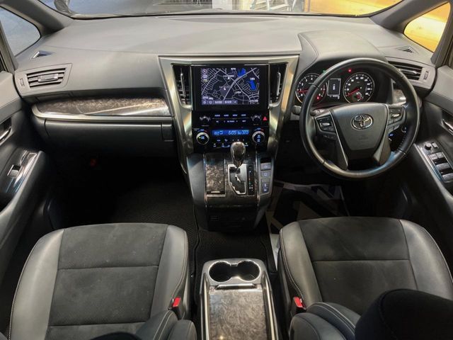 TOYOTA ALPHARD 2022 Image 31