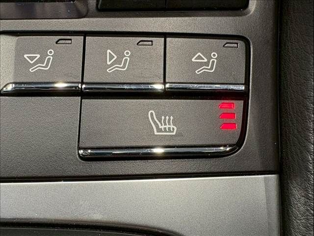 PORSCHE 718CAYMAN 2018 Image 31