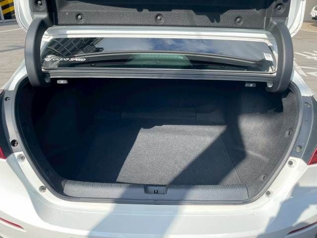 HONDA INSIGHT SEDAN 2019 Image 31