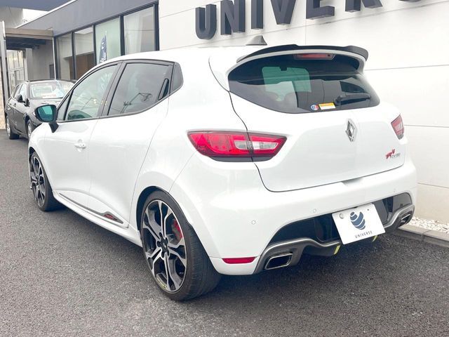 RENAULT LUTECIA 2018 Image 31