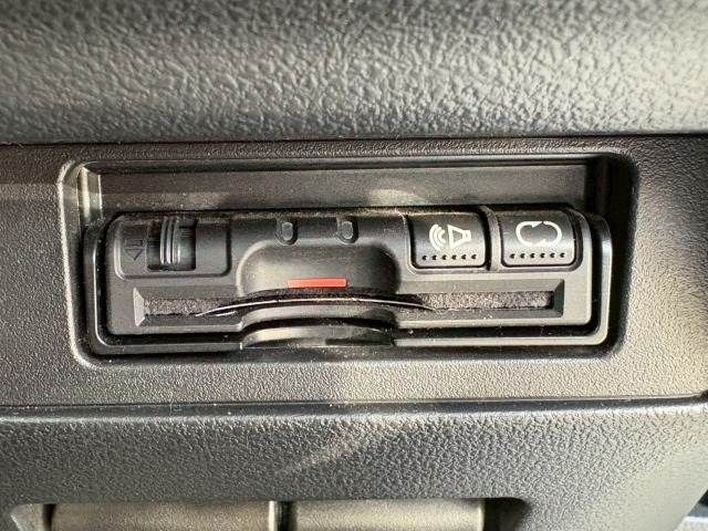 NISSAN JUKE 2016 Image 31