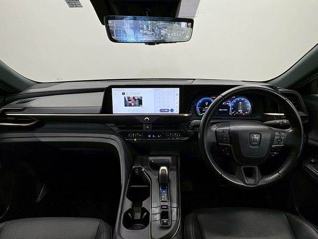 TOYOTA CROWN CROSSOVER 2022 Image 31