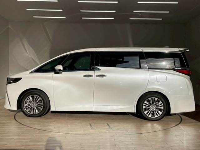 TOYOTA ALPHARD HYBRID 2023 Image 31