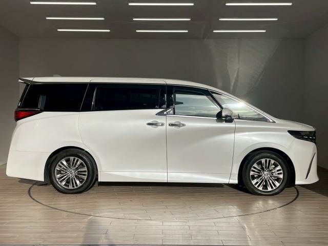 TOYOTA ALPHARD HYBRID 2023 Image 31